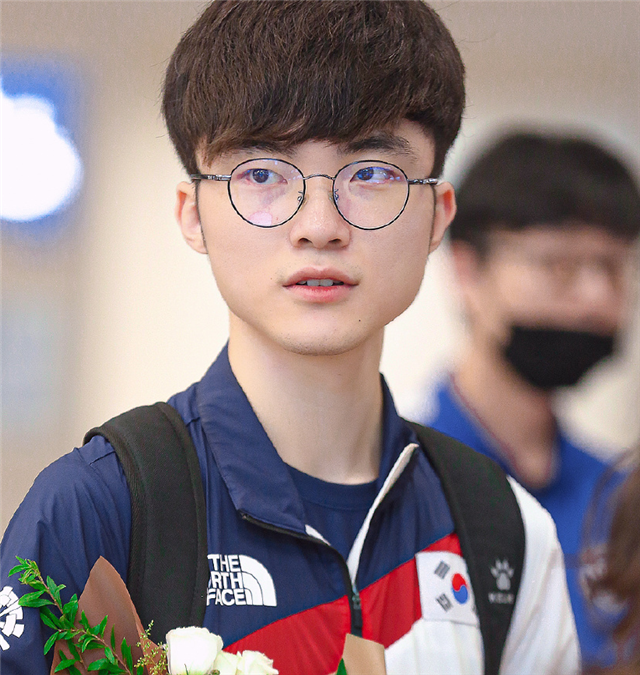  Rookie迎来十五赛季高光表现，德国队球迷沸腾！